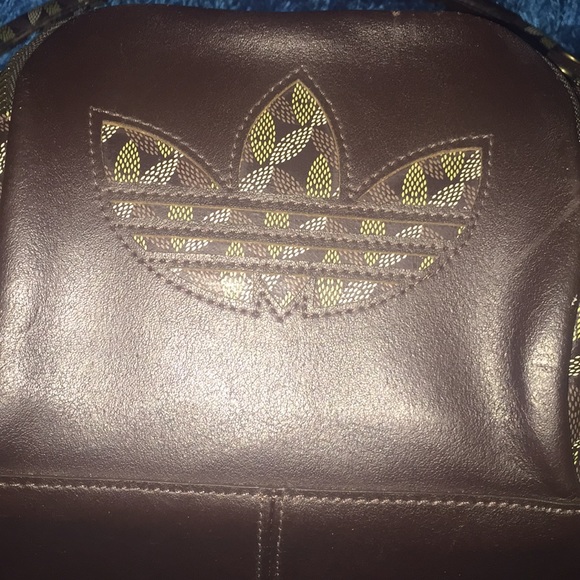 Authentic Adidas - Picture 1 of 8